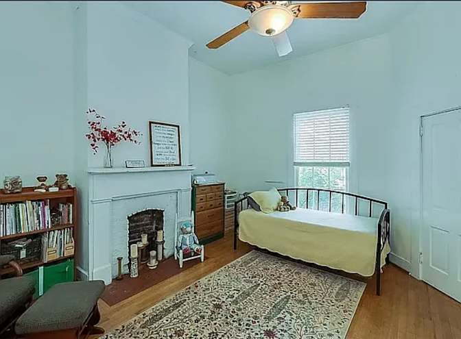 Hannah's room