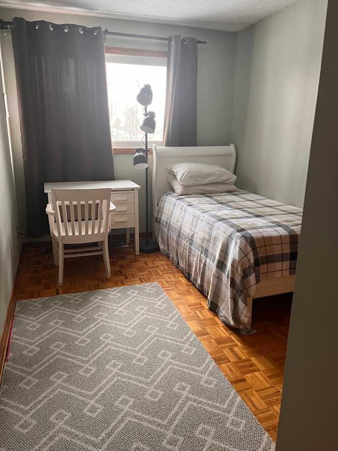 Ferdaws's room