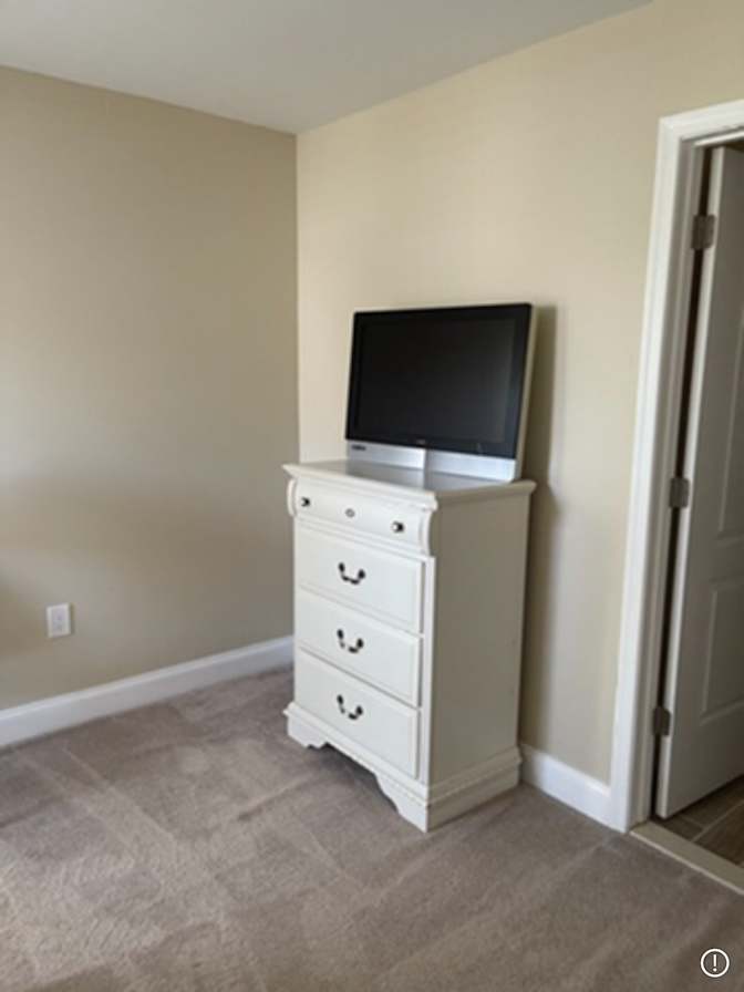 ROOMS IN NORTH BETHESDA MD.'s room