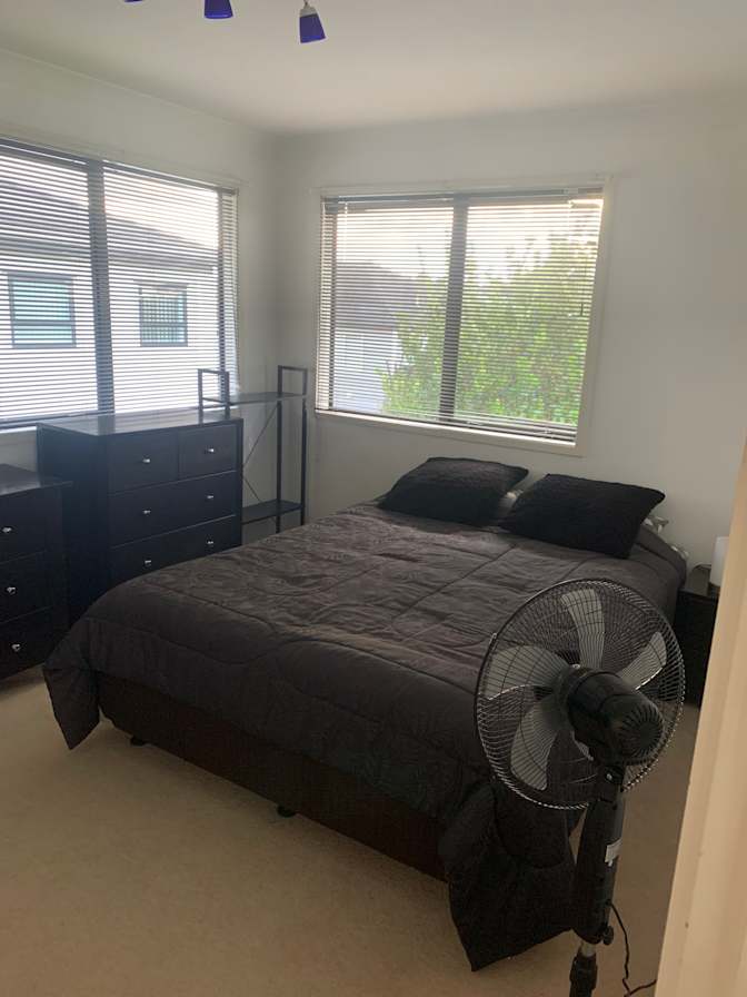 Jo's room