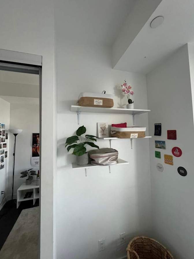 Ana's room