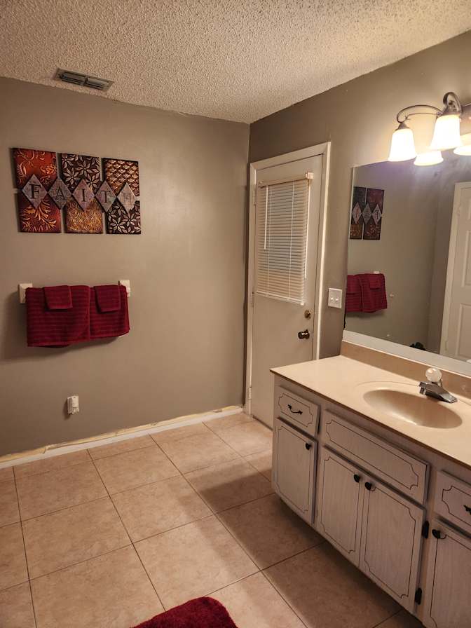 Ashera's room