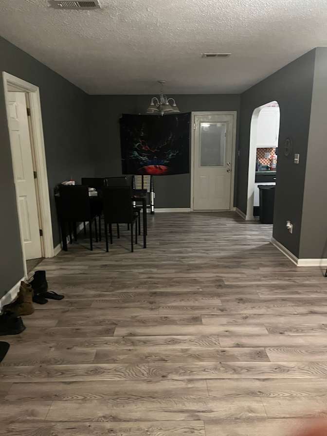 Isamar's room