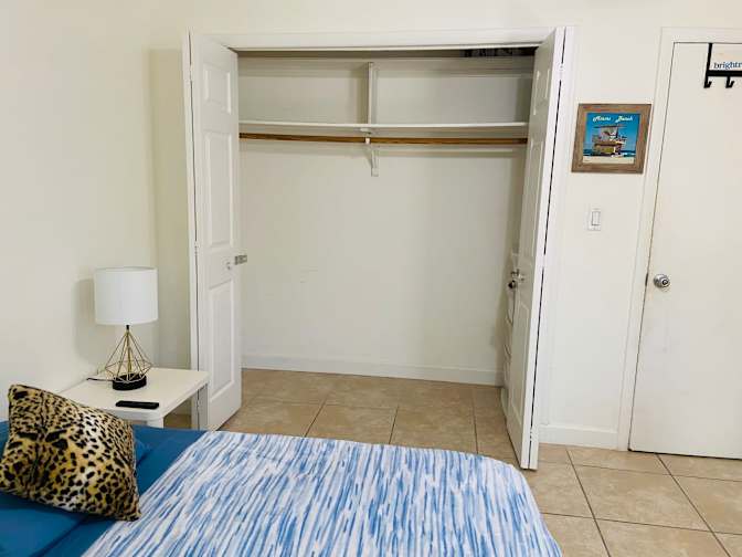 Denisse's room