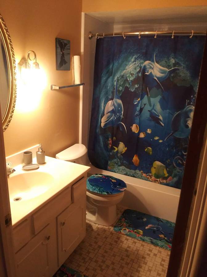 Armando Vargas's room