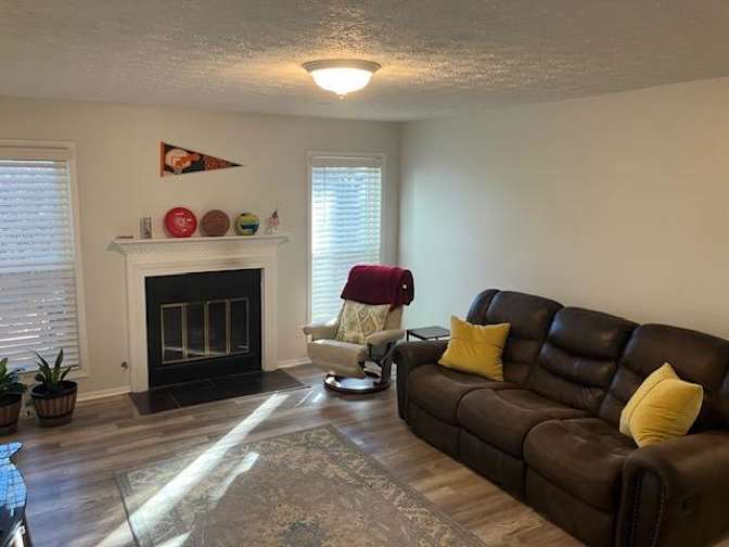 Mark's room