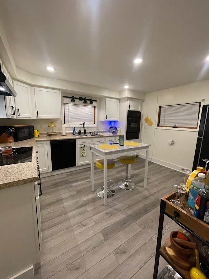 Lotus Consulting and Management LLC's room