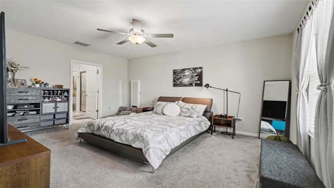 PadSplit's room