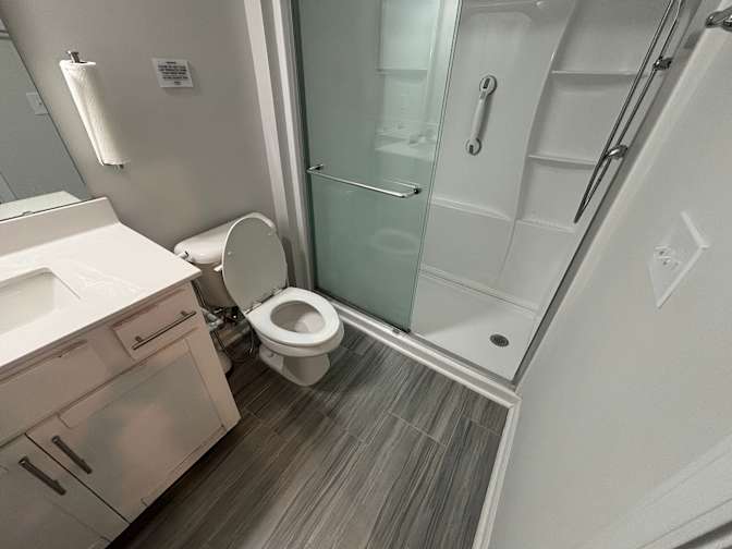 Alcove Rooms's room
