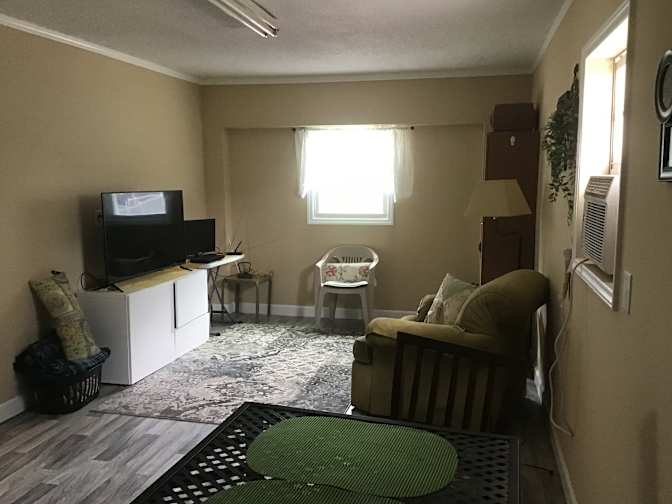 Linda's room