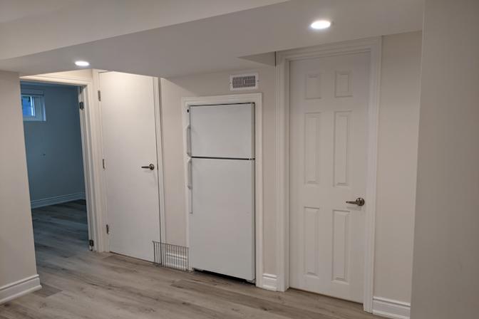 Slava Desanti's room