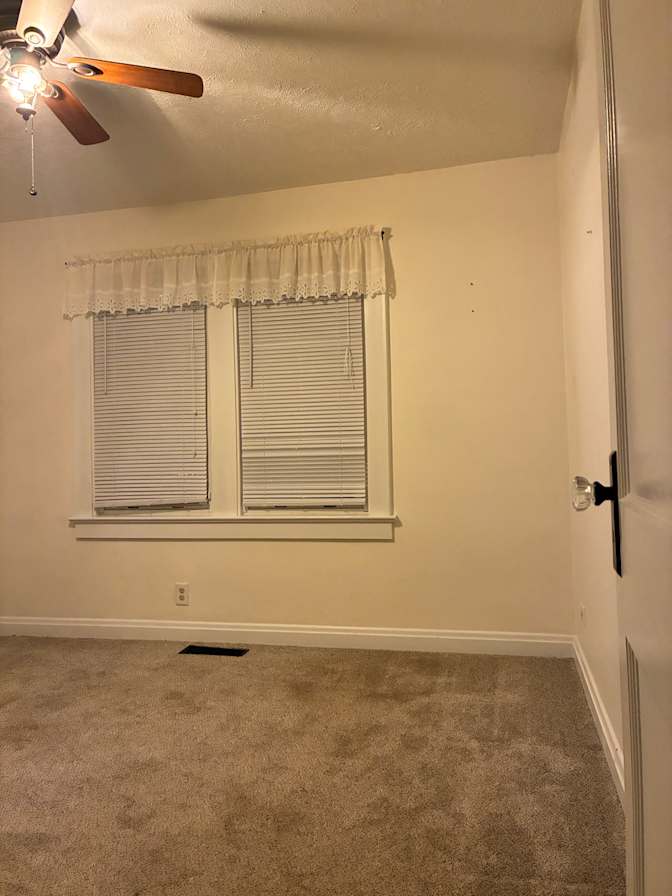 Daydeon's room