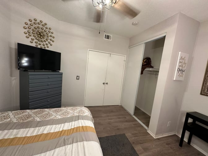 Ricardo's room