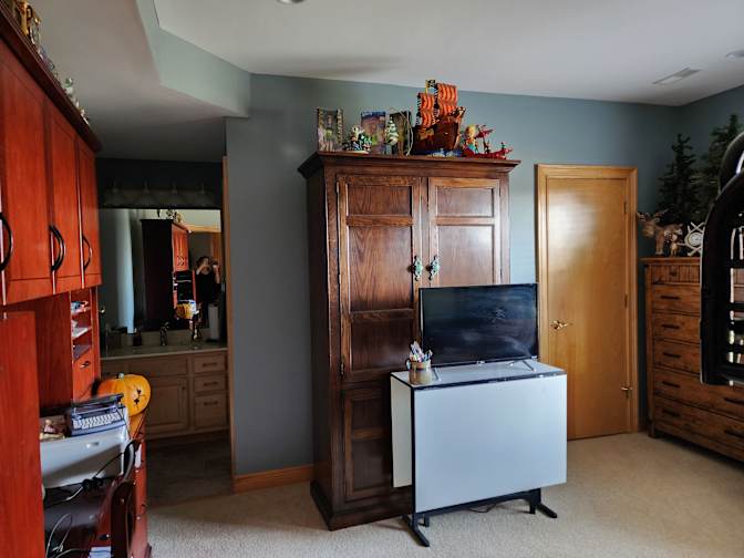 Shannon May's room