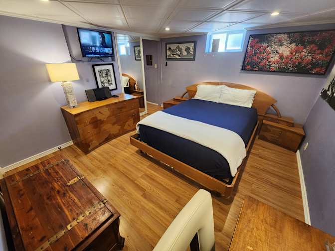 wdrinshed's room