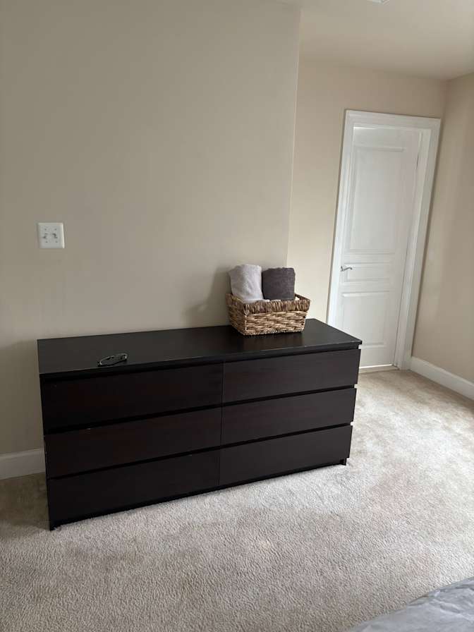 Brian Thompson's room