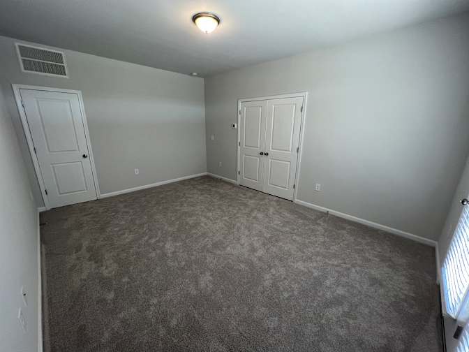 Alcove Rooms's room