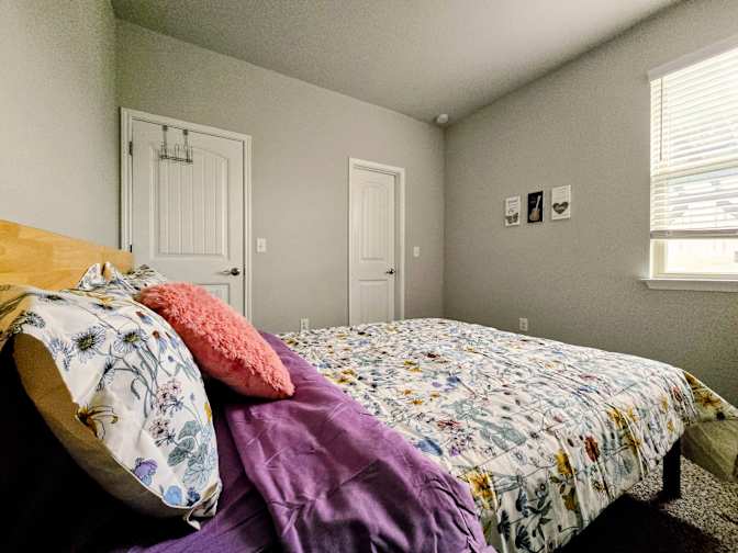 Cosmic Nova's room