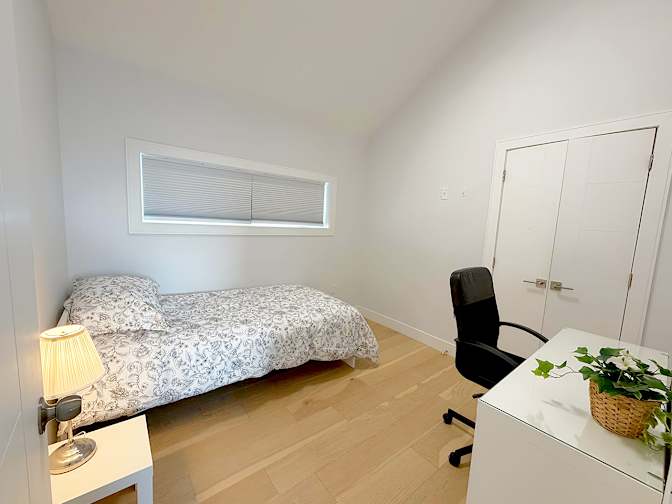 Shahram's room
