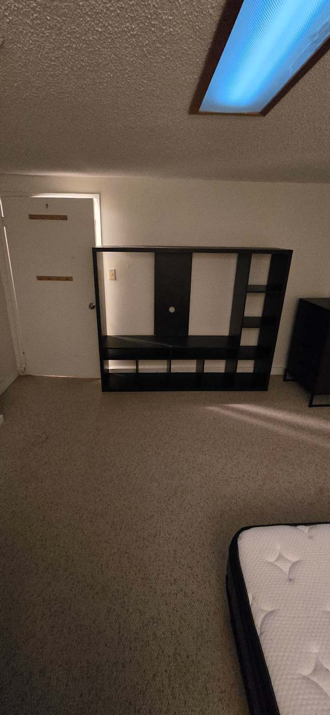 Felipe's room