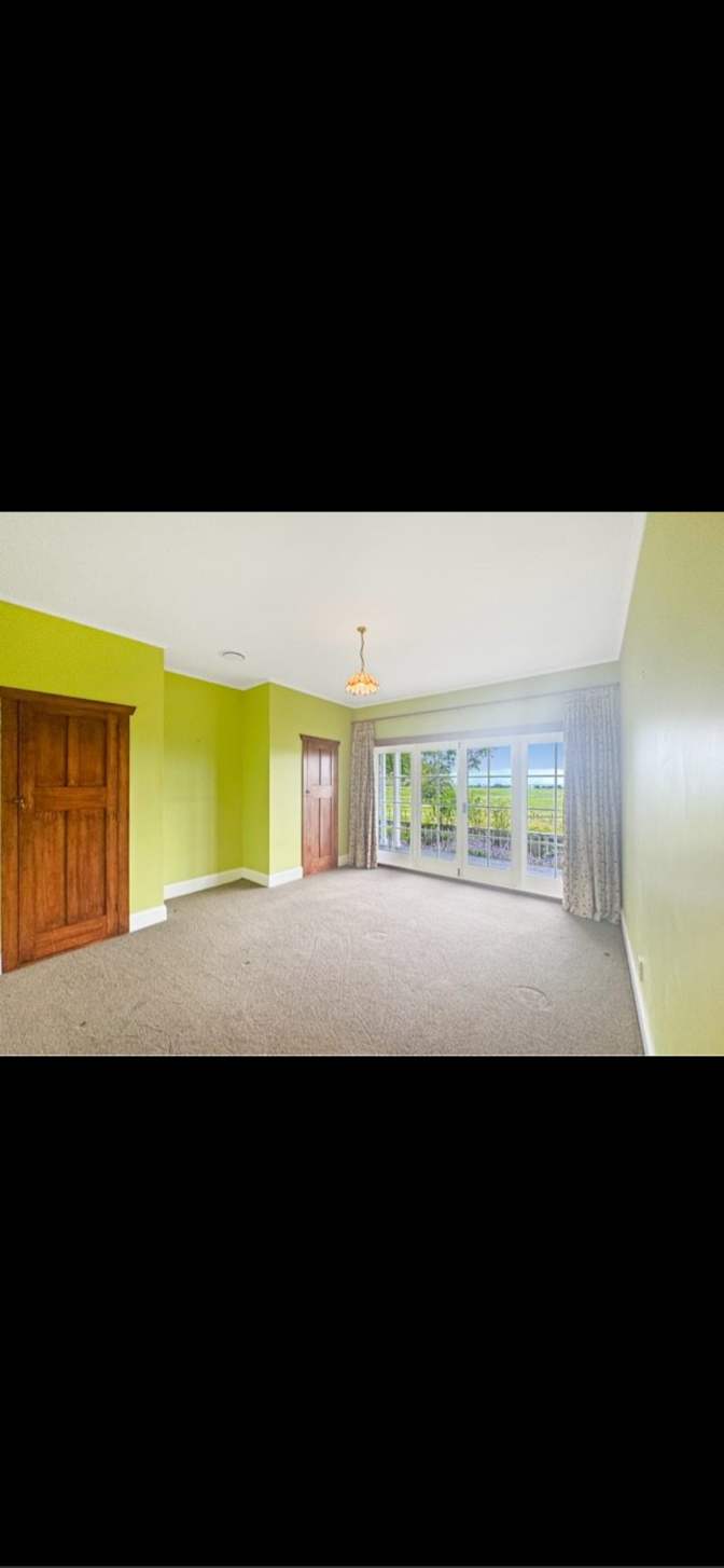 Jennie's room