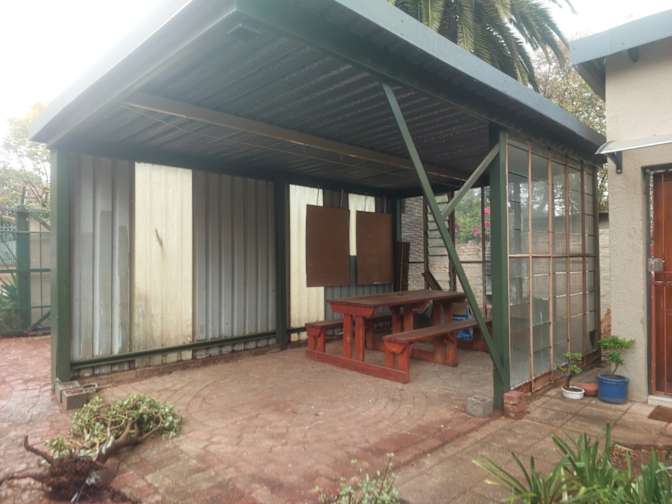 Nontobeko's room