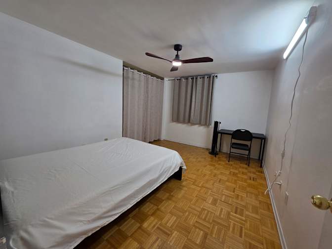 Sadia's room