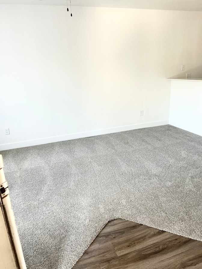 Woodlands Village Apartments's room