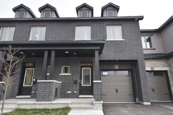 Rent In Ottawa Property Management Inc's room