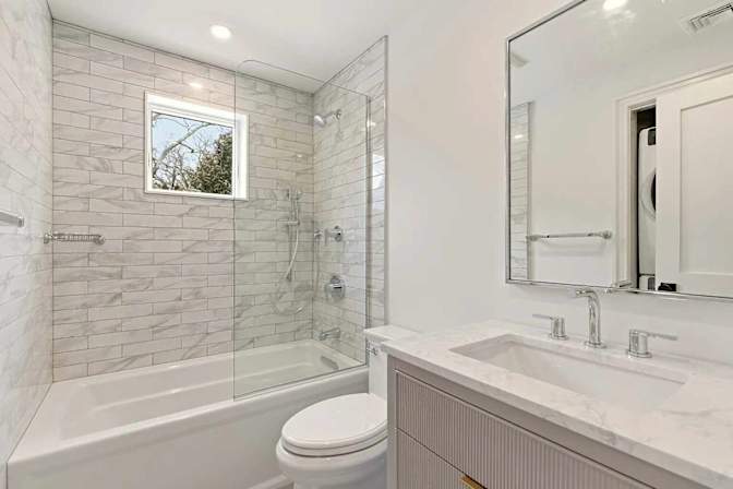 beautifully renovated one-bedroom  Apartment's room
