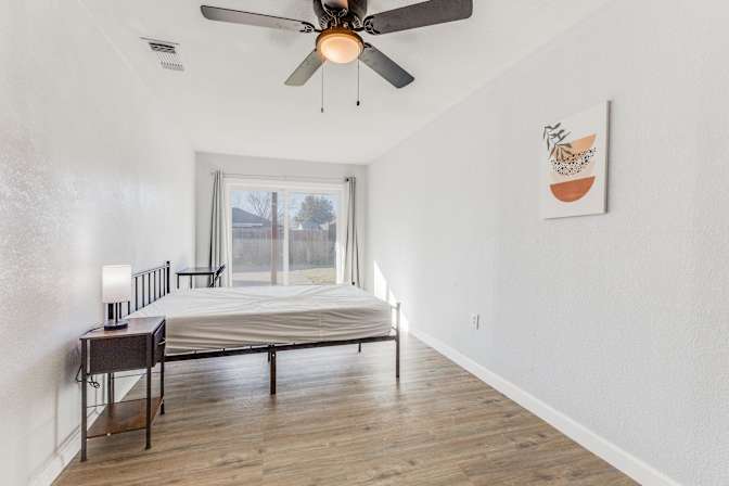 PadSplit's room