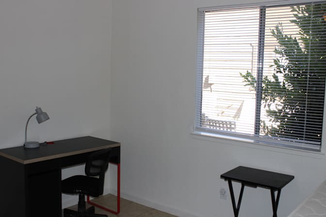 Thomas's room