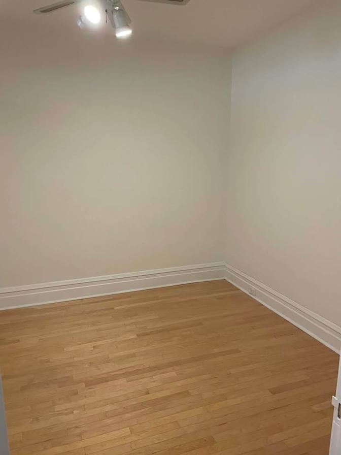 Chloé's room