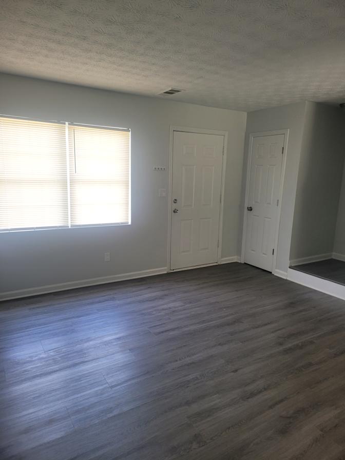 Alcove Rooms's room