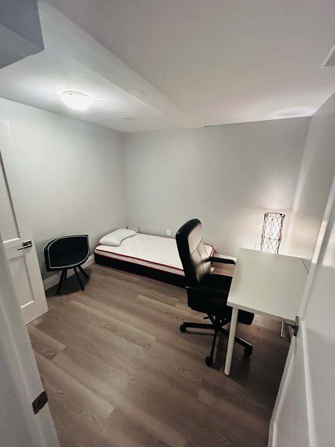 Yawar's room