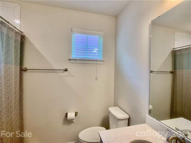 Alcove Rooms's room