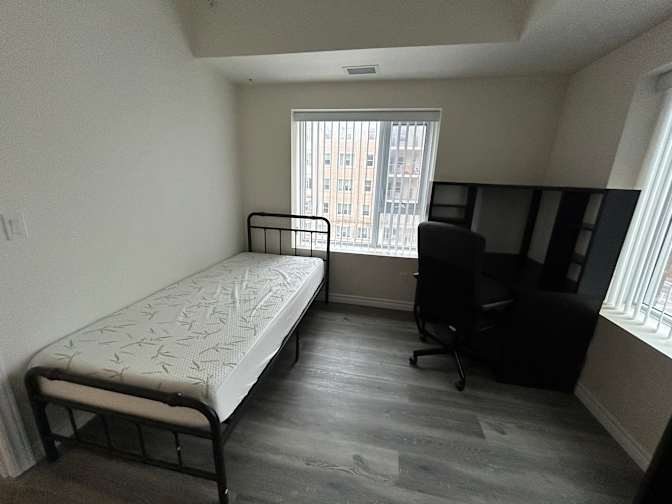 Tony Saez's room