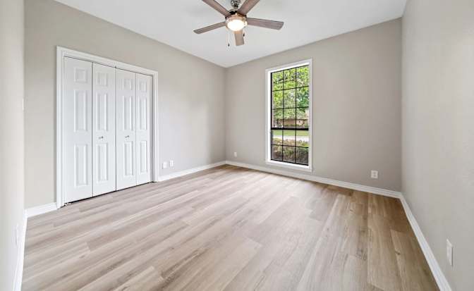 RandleNory's room