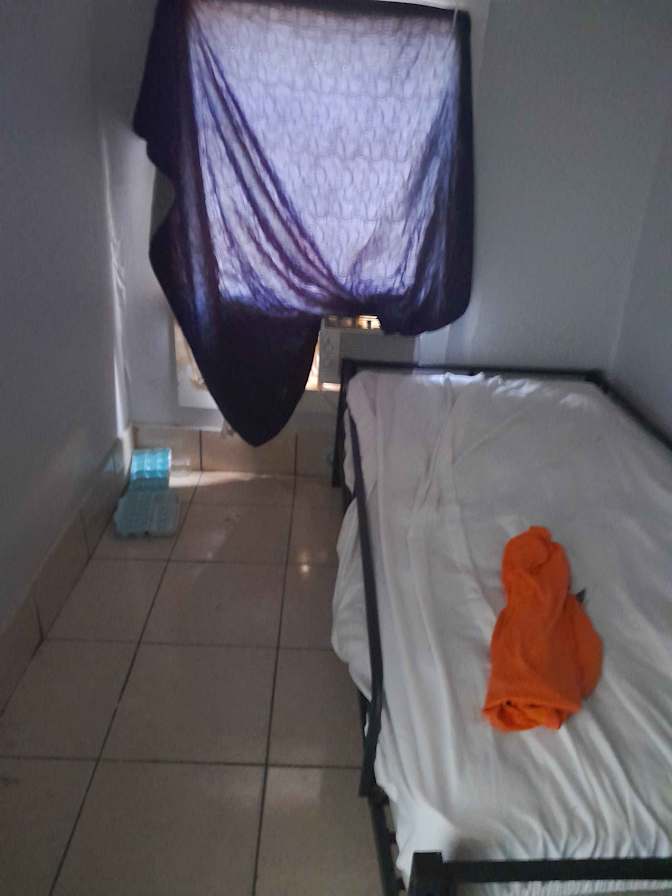 christian lee given's room