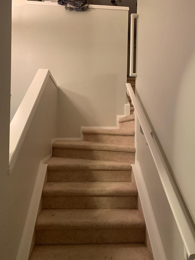 Laura KESSLER's room