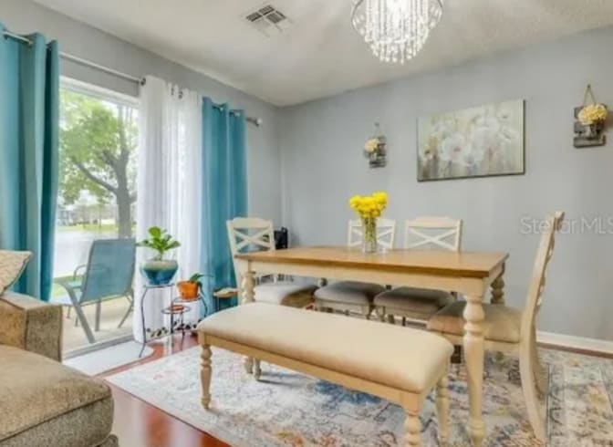 Kenya H Williams's room