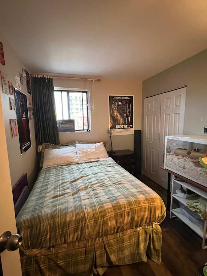 EJ's room