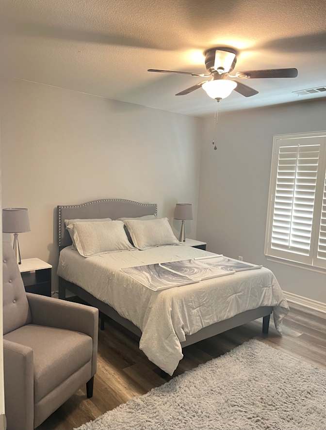 Joy’s  Rentals's room