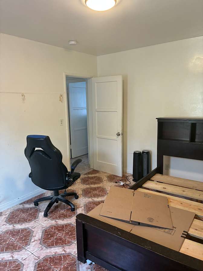 Tony's room