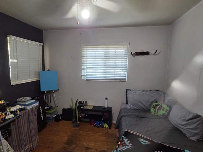 Karl's room