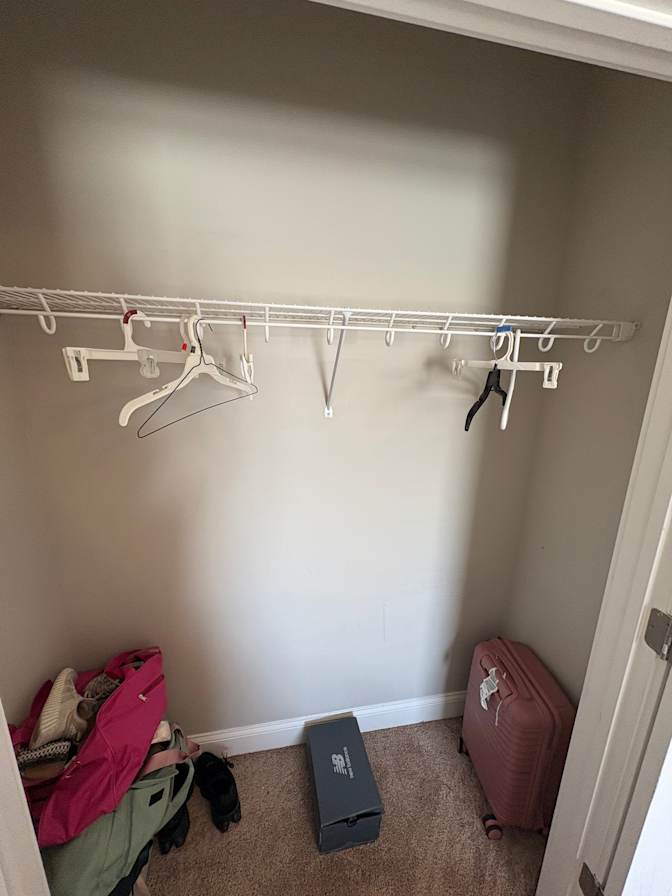 Jewell's room