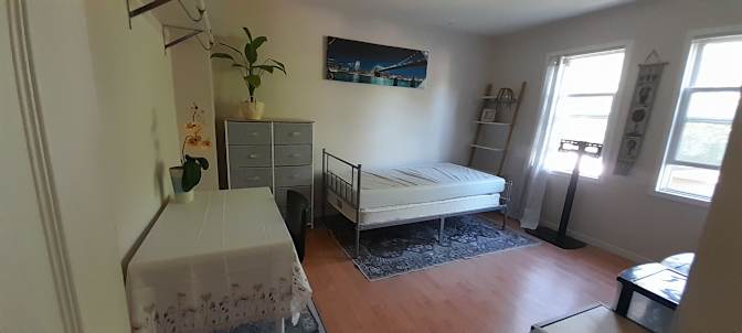 Jo's room