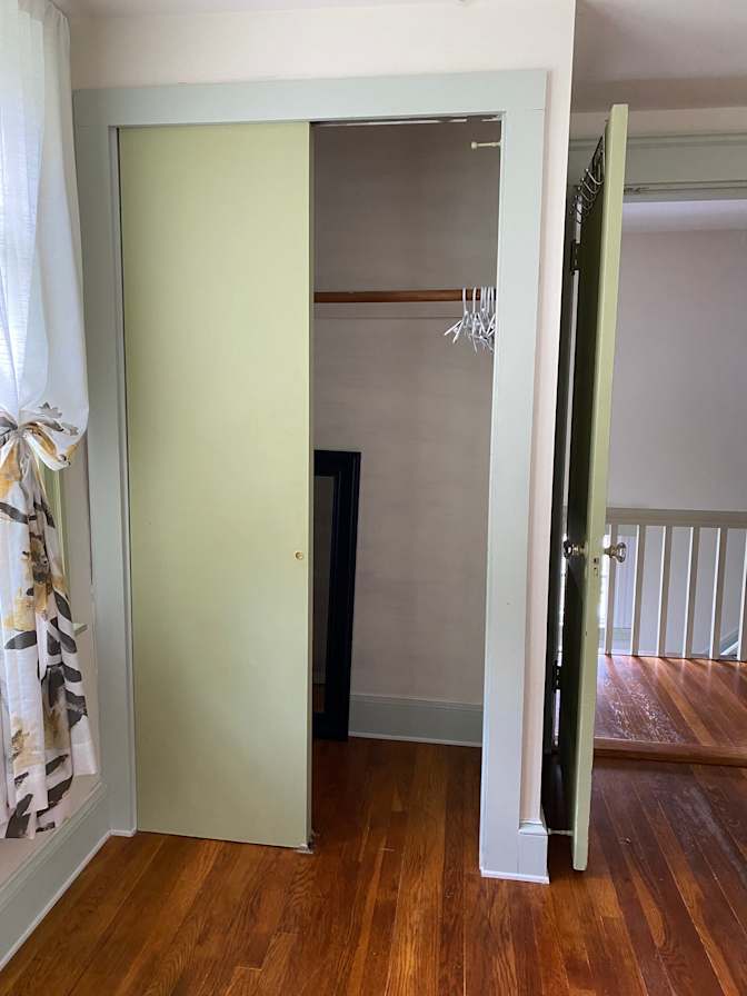 suk lim's room