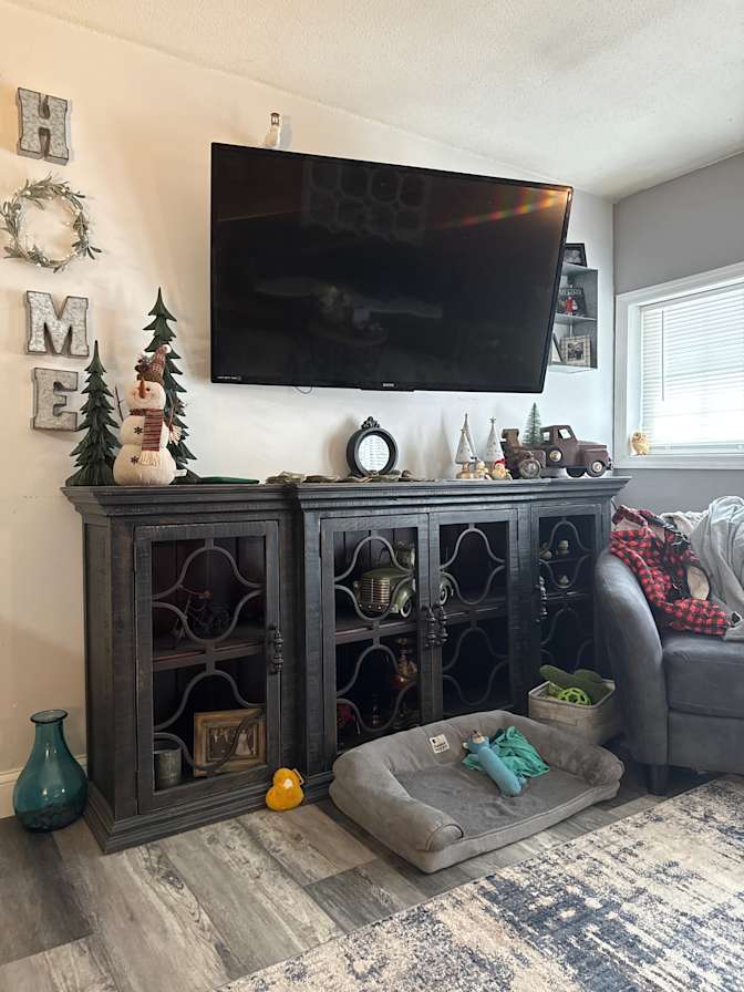 Timothy Lemnah's room