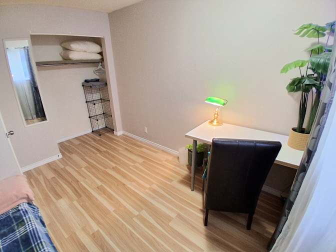 Zen's room